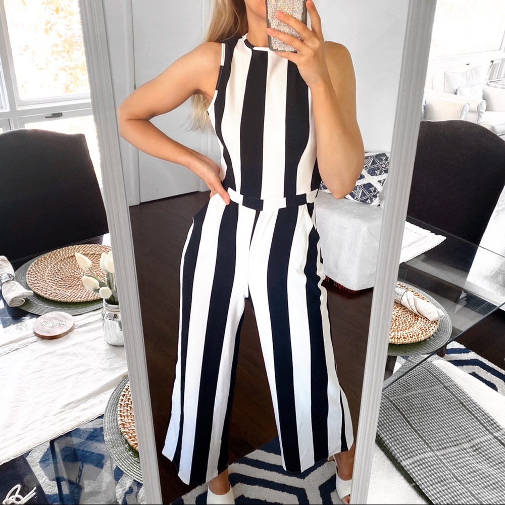☑️ BOOHOO BLACK WHITE MONOCHROME STRIPE JUMPSUIT!